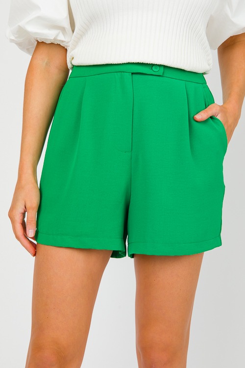 Teresa Shorts, Kelly Green