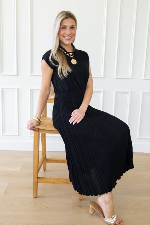 Knit Pleated Midi, Black - 0424-47p.jpg