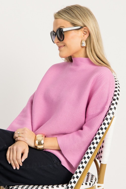 Stone Triangle Hoops, Howlite - 0825-42-01.jpg