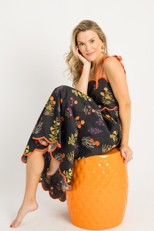 Fresh Blooms Scallop Midi, Black - 0909-98.jpg