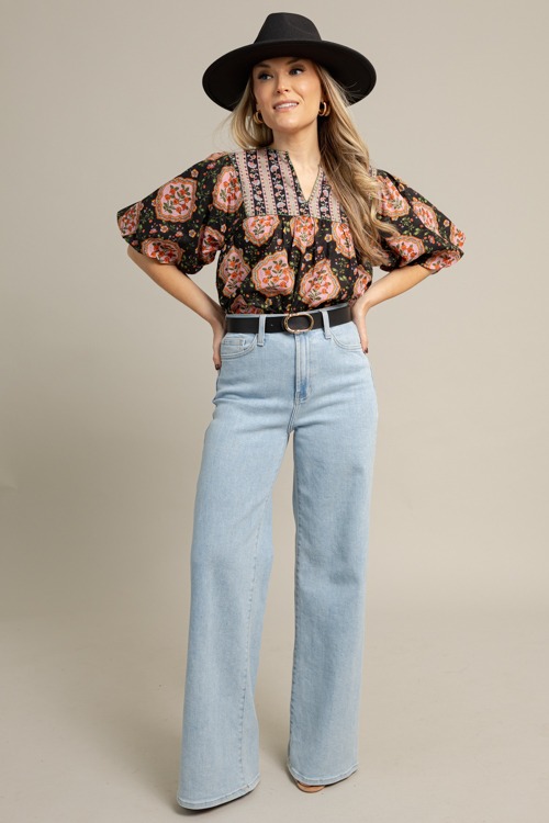 Floral Medallion Stritch Top, B - 1008-81p.jpg
