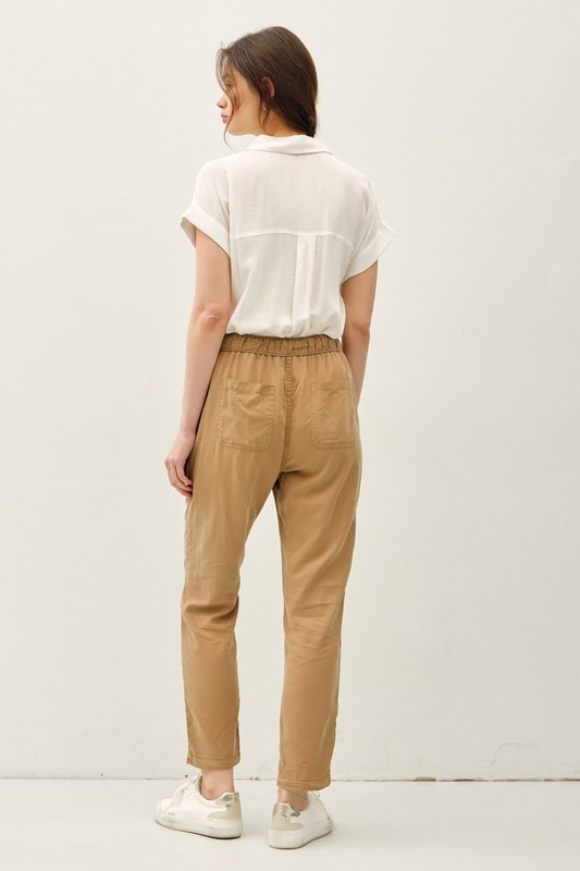Lara Pants, Desert Sand - 21850399_fca00e1a-a0f3-4e6f-bc61-fa0049bfa87f.jpg