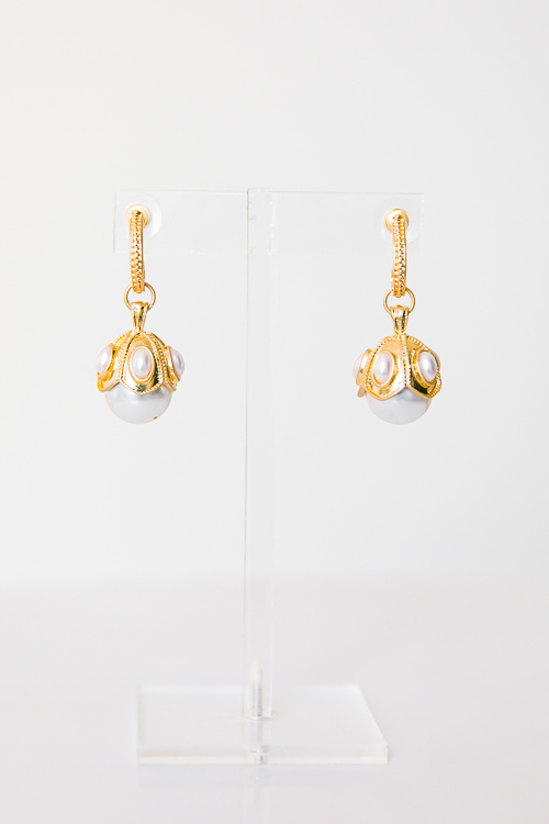 Pearl Dangling Textured Hoops