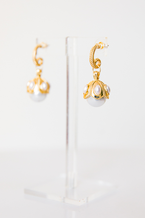 Pearl Dangling Textured Hoops