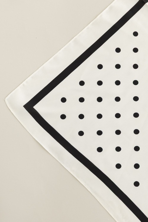 Rory Scarf, Polka Dot - 4K7A3989.jpg