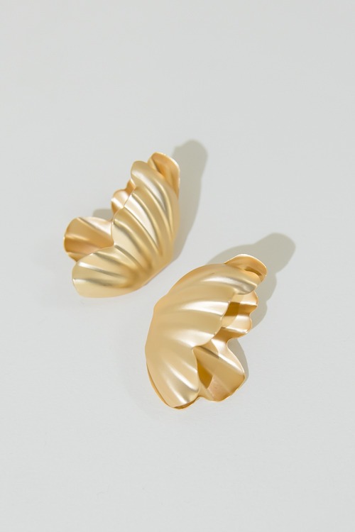 Sheila Shell Earring, Gold - 4K7A5164.jpg