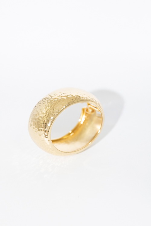 Hattie Hammered Bangle, Gold - 4K7A6100.jpg