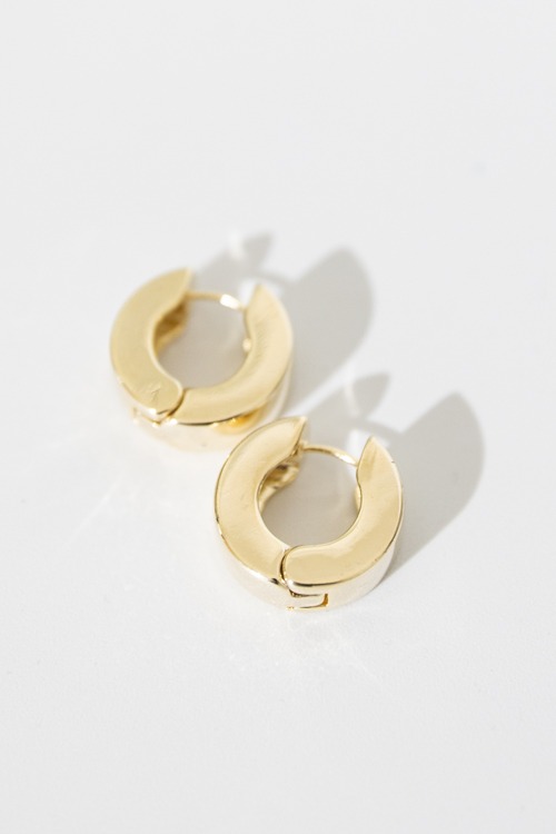 Bold Metal Huggie Hoops, Gold - 4K7A7430.jpg