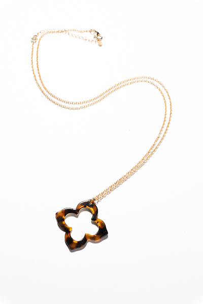 Tortoise Clover Necklace, Brown