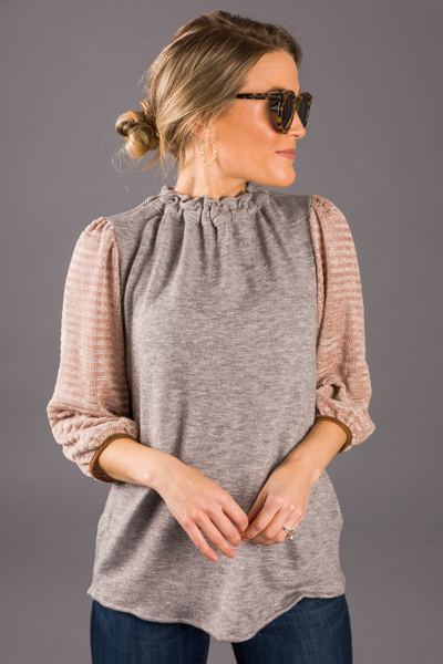 Button Back Contrast Top, Grey